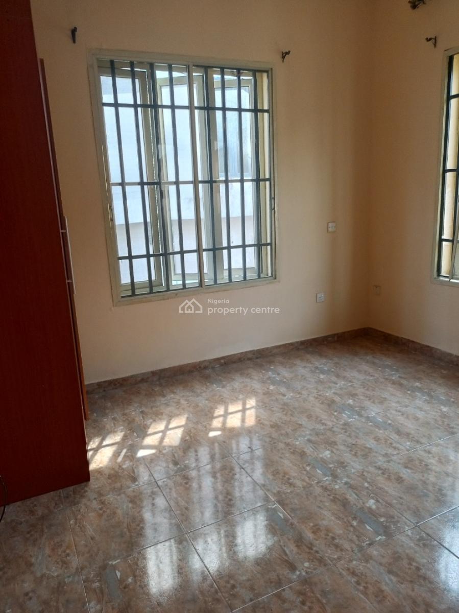 Sharp 3bedroom with Bq Secured Estate, Chevron Drive, Lekki, Lagos, Flat / Apartment for Rent