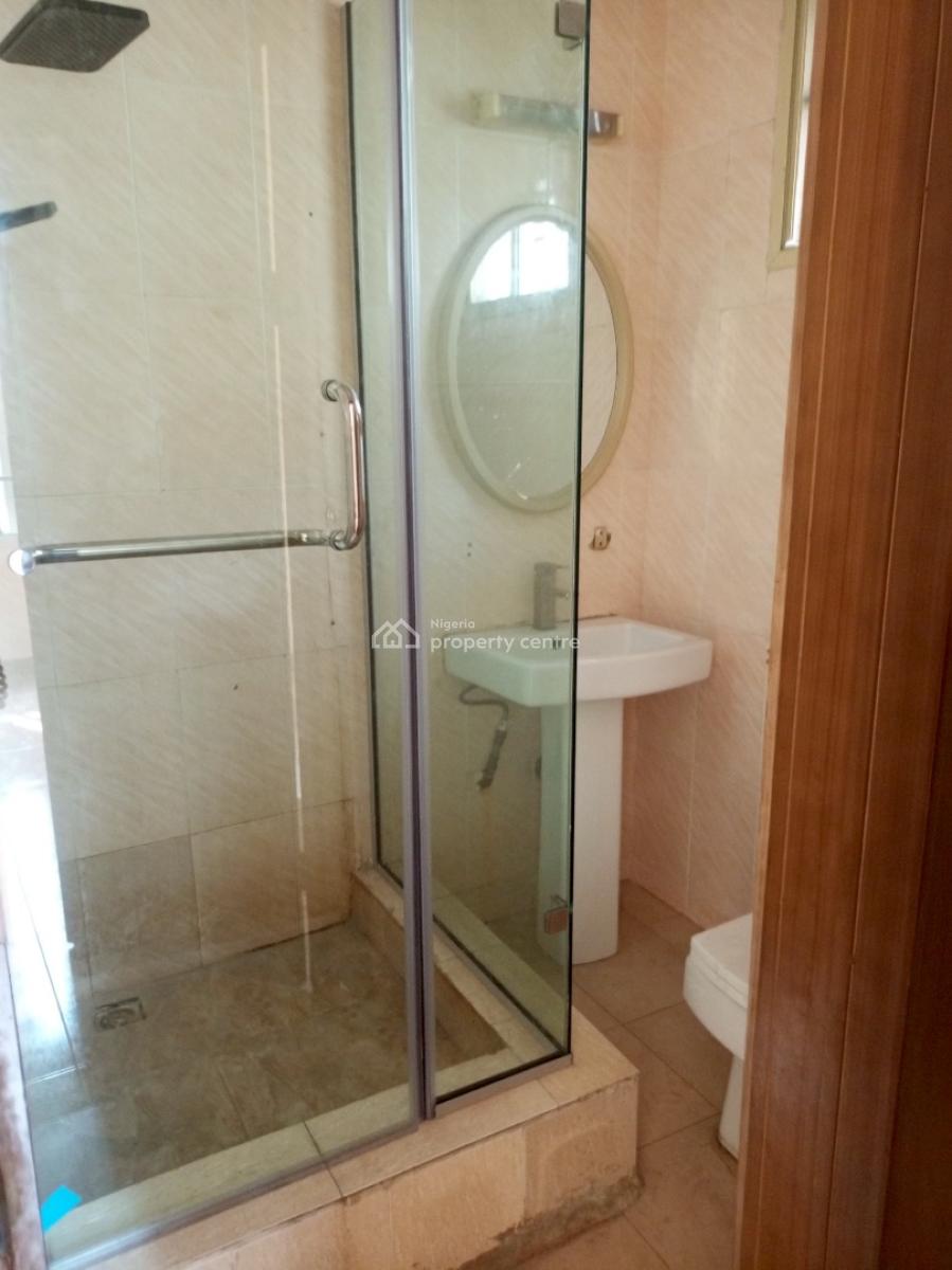 Sharp 3bedroom with Bq Secured Estate, Chevron Drive, Lekki, Lagos, Flat / Apartment for Rent