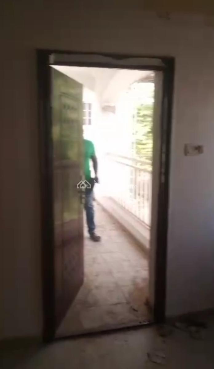 Good 2 Bedrooms Flat for Residential/ Office Use 2nd Floor, Utako, Abuja, Flat / Apartment for Rent
