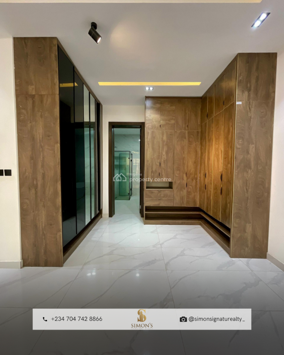 Spacious 5 Bedroom, Lekky County, Ikota, Lekki, Lagos, Detached Duplex for Sale