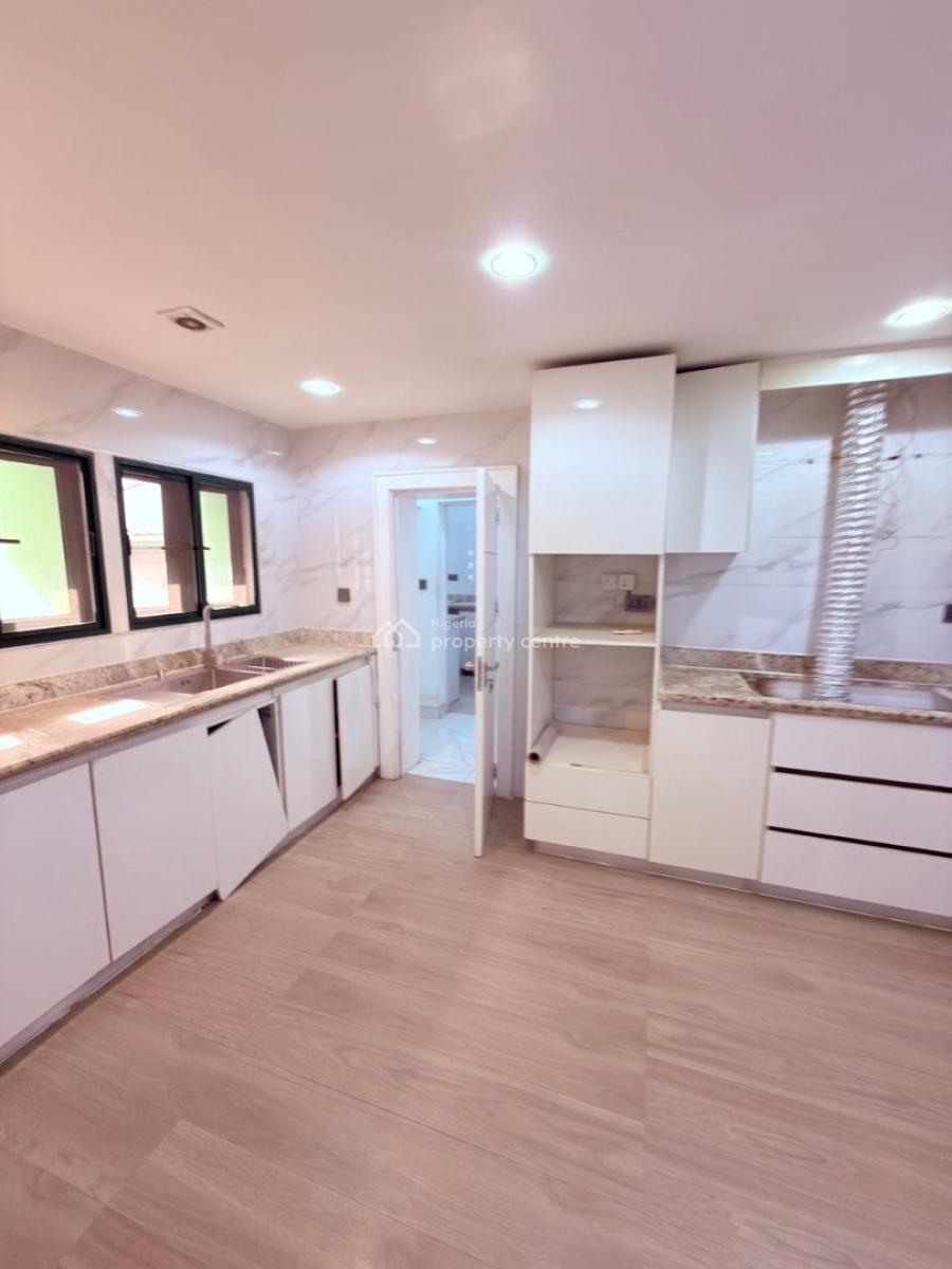 3 Bedroom Apartment with One Room Bq, Wuse 2, Abuja, Flat / Apartment for Rent