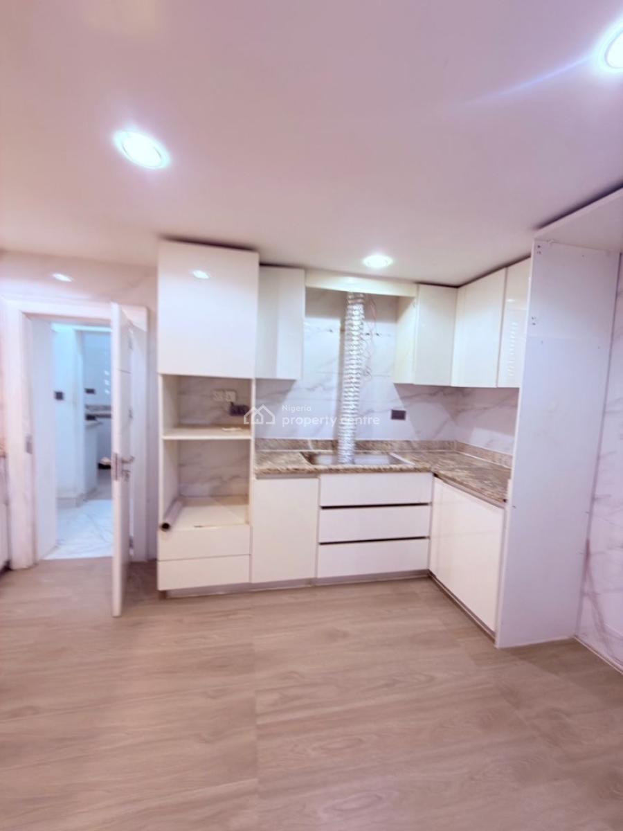 3 Bedroom Apartment with One Room Bq, Wuse 2, Abuja, Flat / Apartment for Rent