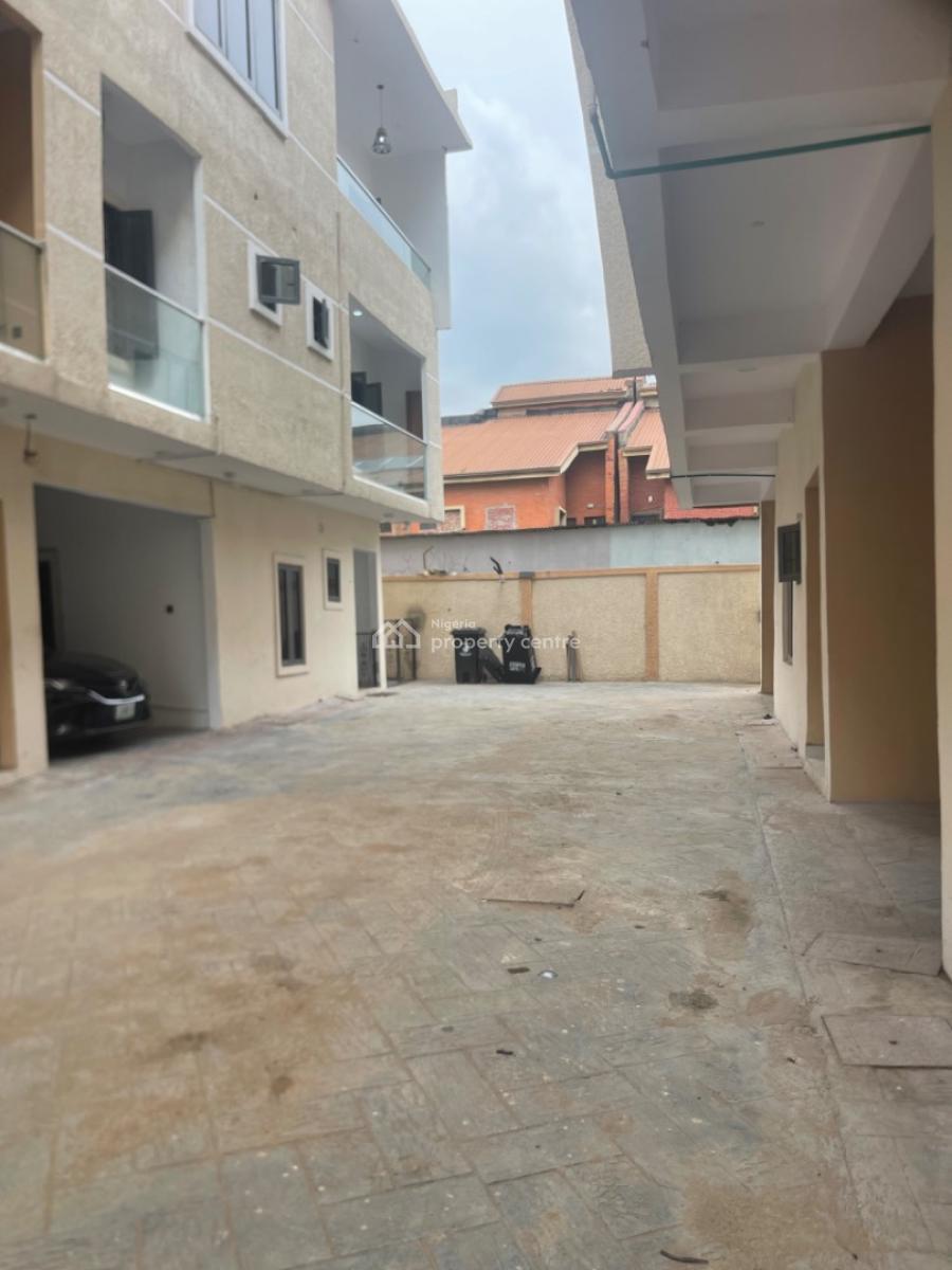 4 Bedroom Duplex with a Study and Bq, Ogudu Phase 1, Gra, Ogudu, Lagos, Terraced Duplex for Sale