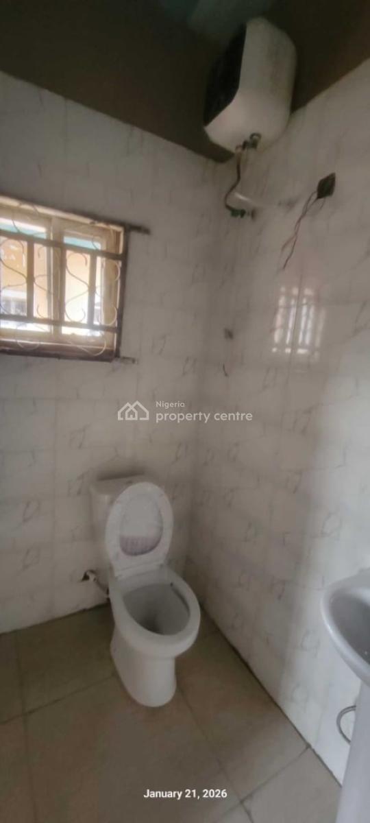 Share Apartment at Lekki Scheme 2 Off Abraham Adesanya Estate Ajah, Lekki Scheme 2 Off Abraham Adesanya Estate Ajah, Ajah, Lagos, Self Contain (single Rooms) for Rent