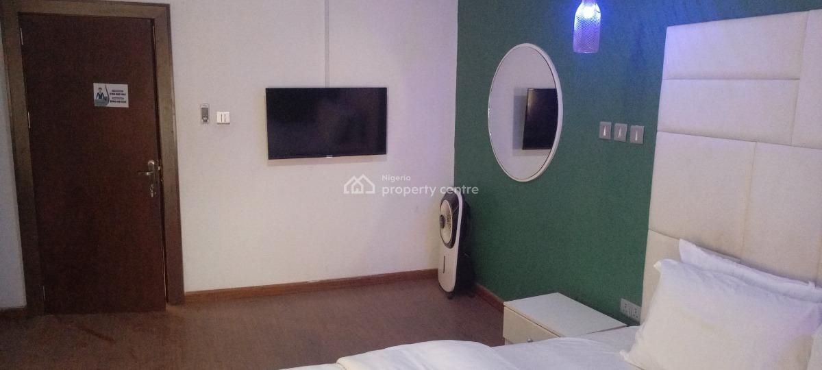 Fully Furnished Luxury 3 Bedrooms Apartment, Guzape District, Abuja, Flat / Apartment for Rent