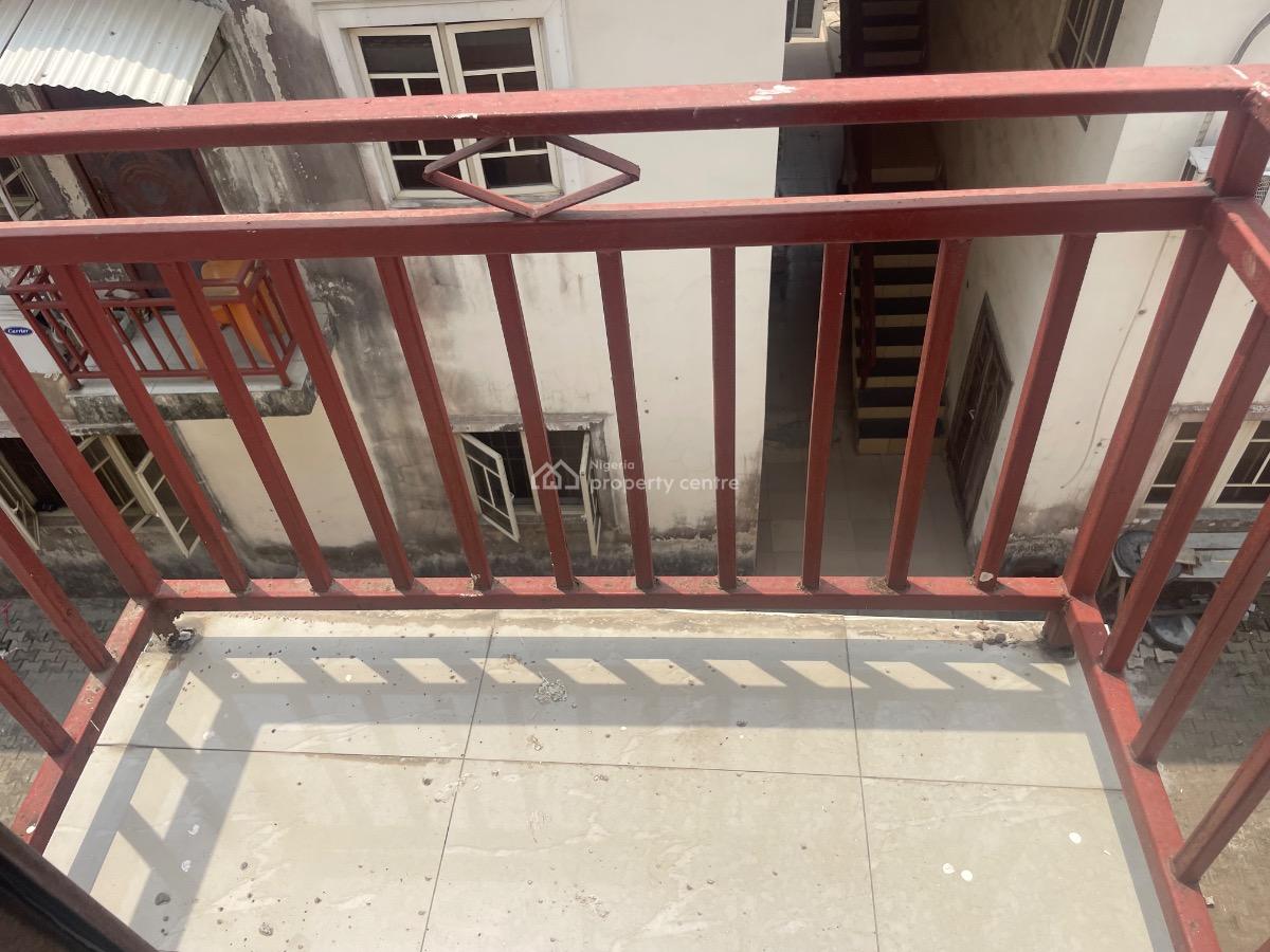 Luxury 3 Bedroom Flat, Along Iranla Road, Opp. White House, Tokunbo, Ajah, Ajah, Lagos, Flat / Apartment for Rent