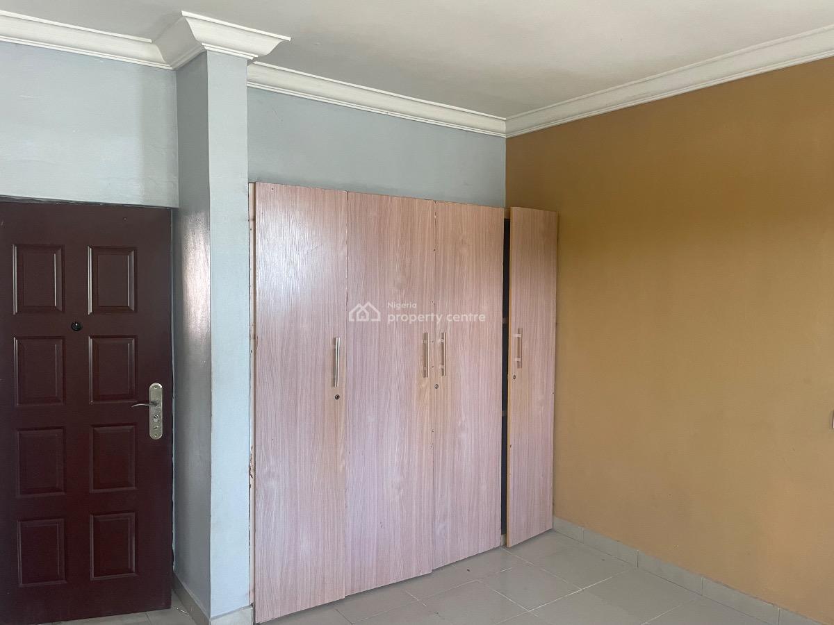 Luxury 3 Bedroom Flat, Along Iranla Road, Opp. White House, Tokunbo, Ajah, Ajah, Lagos, Flat / Apartment for Rent