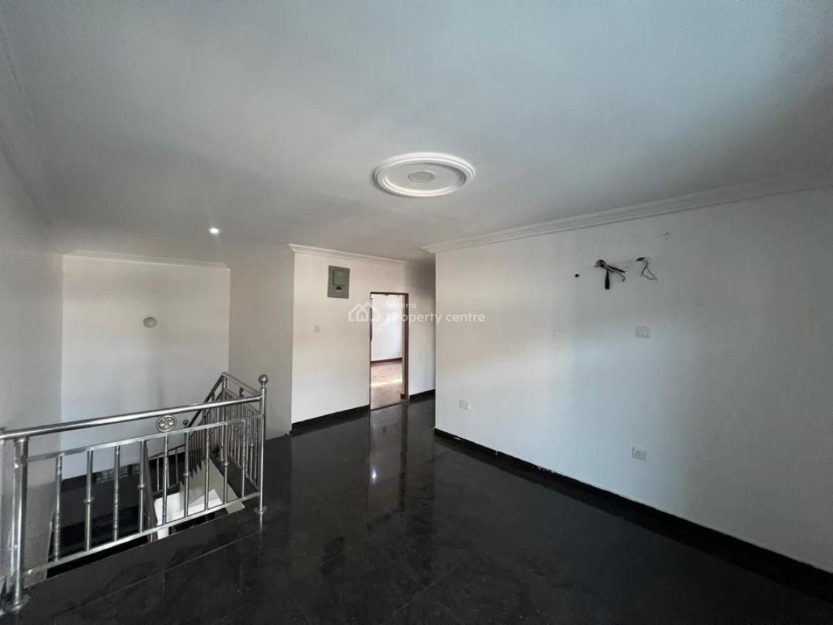 Spacious 2 Bedrooms Terrace Duplex, Lekki Phase 1, Lekki, Lagos, Terraced Duplex for Rent