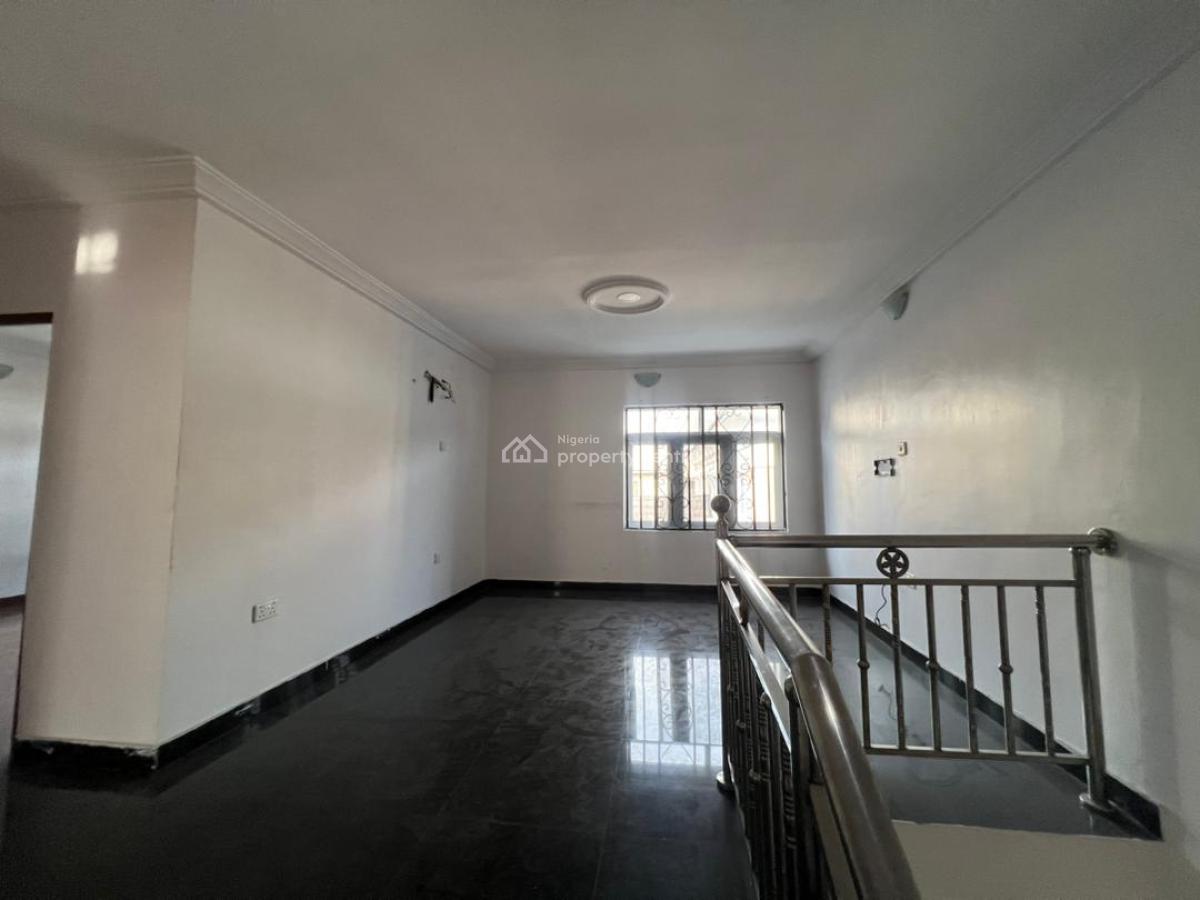 Spacious 2 Bedrooms Terrace Duplex, Lekki Phase 1, Lekki, Lagos, Terraced Duplex for Rent