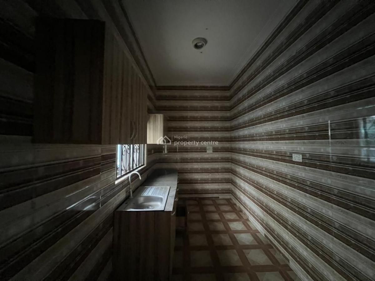 Spacious 2 Bedrooms Terrace Duplex, Lekki Phase 1, Lekki, Lagos, Terraced Duplex for Rent