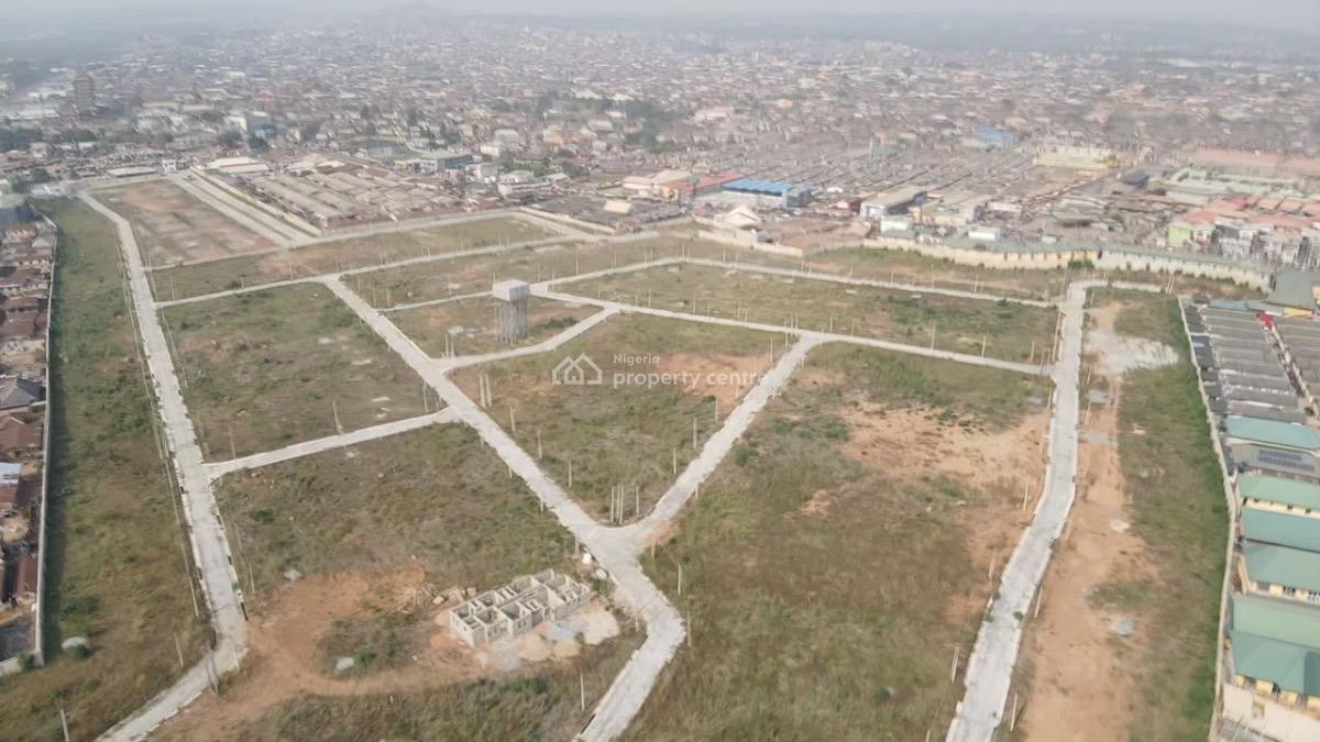 1278 Corner Piece in a Premium Estate, Park Manor Estate ,few Minutes Drive From The University of Ibadan, Samonda, Ibadan, Oyo, Residential Land for Sale