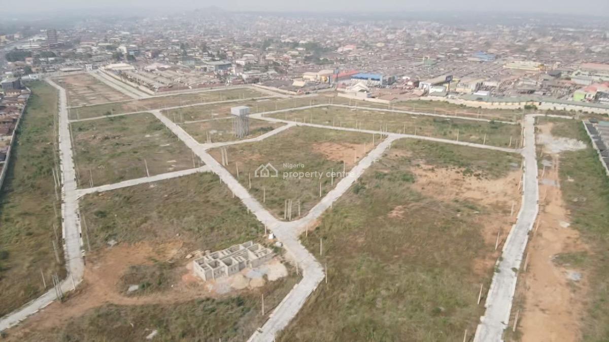 1278 Corner Piece in a Premium Estate, Park Manor Estate ,few Minutes Drive From The University of Ibadan, Samonda, Ibadan, Oyo, Residential Land for Sale