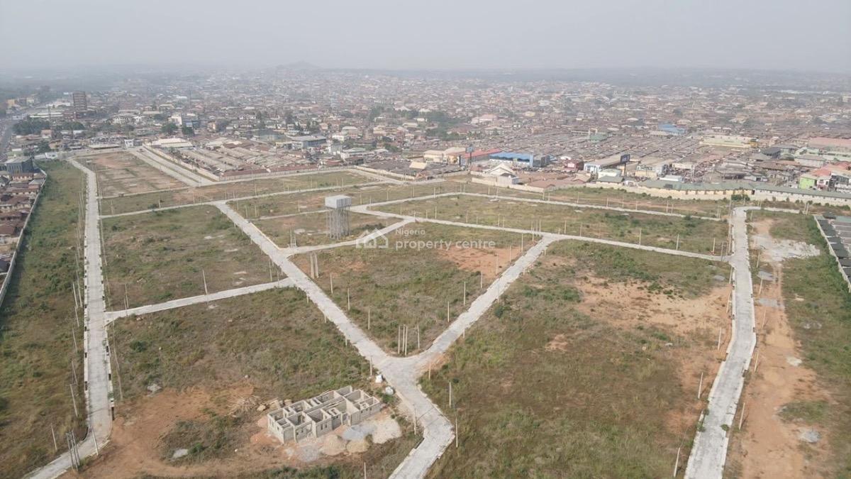 1278 Corner Piece in a Premium Estate, Park Manor Estate ,few Minutes Drive From The University of Ibadan, Samonda, Ibadan, Oyo, Residential Land for Sale