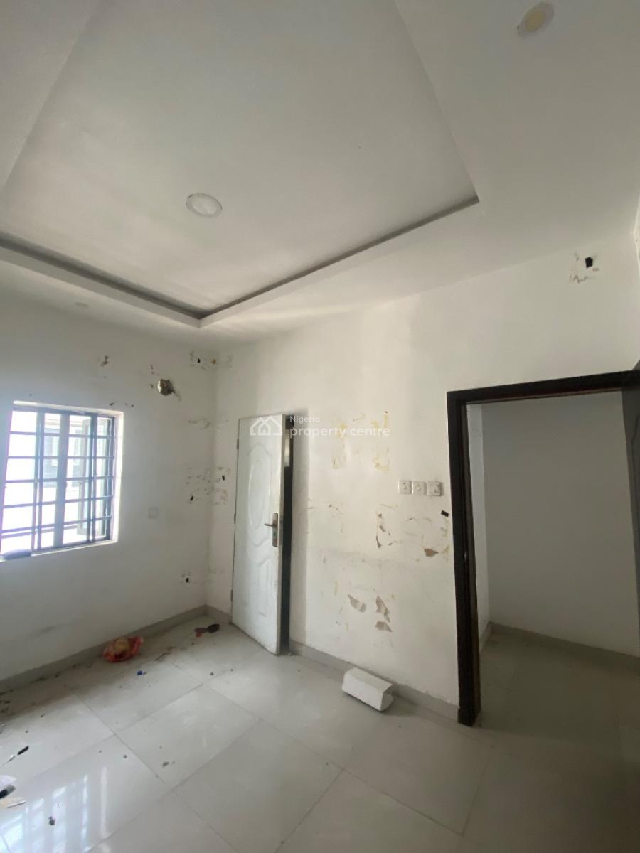 Standard Two Bedroom Apartment, in a Gated Estate Close to Skymall Sangotedo, Ajah, Lagos, Flat / Apartment for Rent