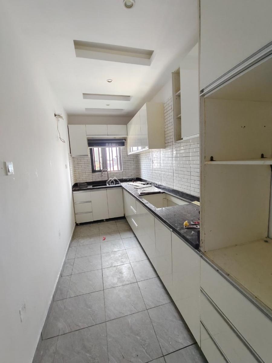 Sharp 3 Bedrooms Apartment, Blenco Axis, Sangotedo, Ajah, Lagos, Flat / Apartment for Rent