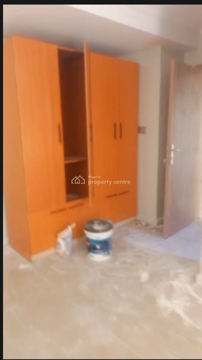Spacious 2 Bedroom Flat, Dominos Pizza Agungi, Osapa, Lekki, Lagos, Flat / Apartment for Rent