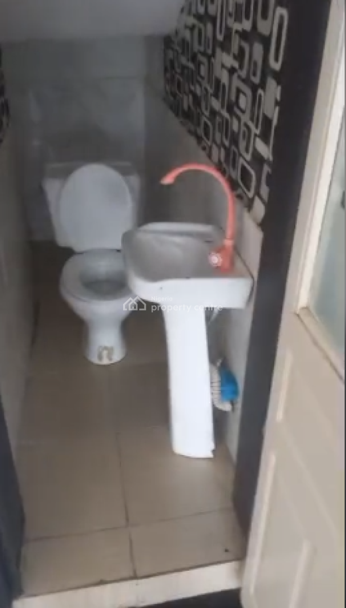 Standard 2 Bedroom Duplex Inside an Estate, Orchid Road, Lekki Phase 2, Lekki, Lagos, Detached Duplex for Rent