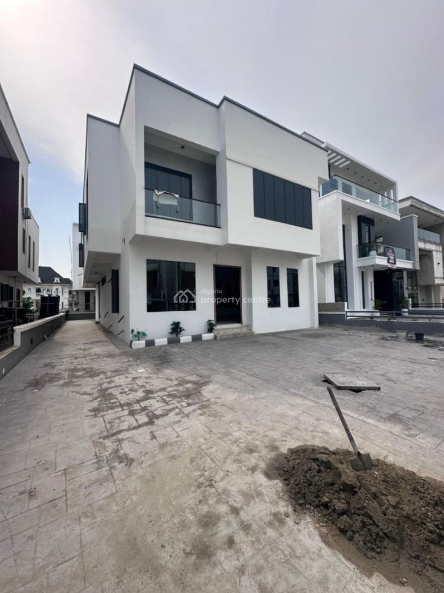 Distress 5 Bedroom Detached with Pool, Cinema, Gym & Bq, Ikota, Lekki, Lagos, Detached Duplex for Sale