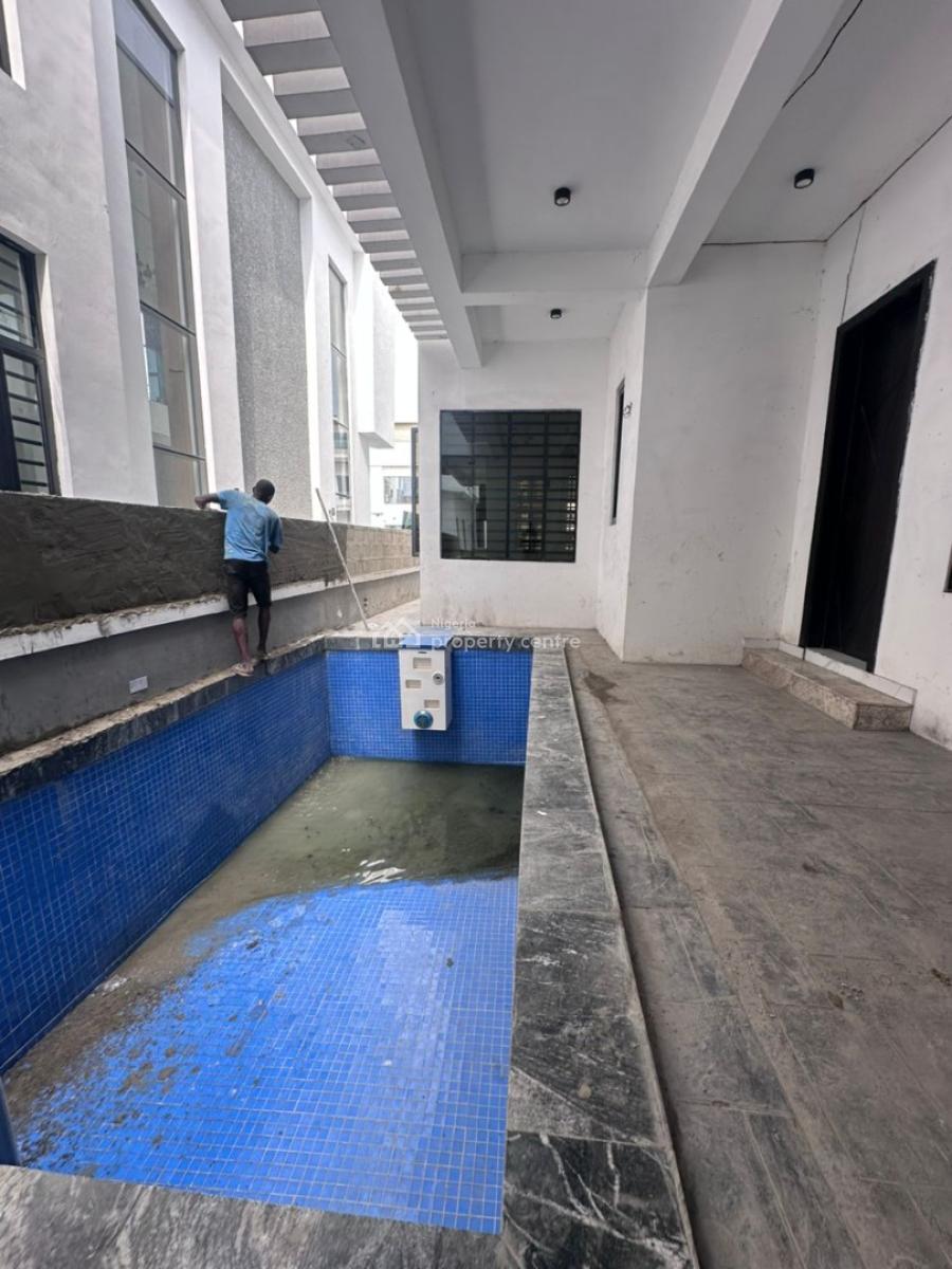 Distress 5 Bedroom Detached with Pool, Cinema, Gym & Bq, Ikota, Lekki, Lagos, Detached Duplex for Sale