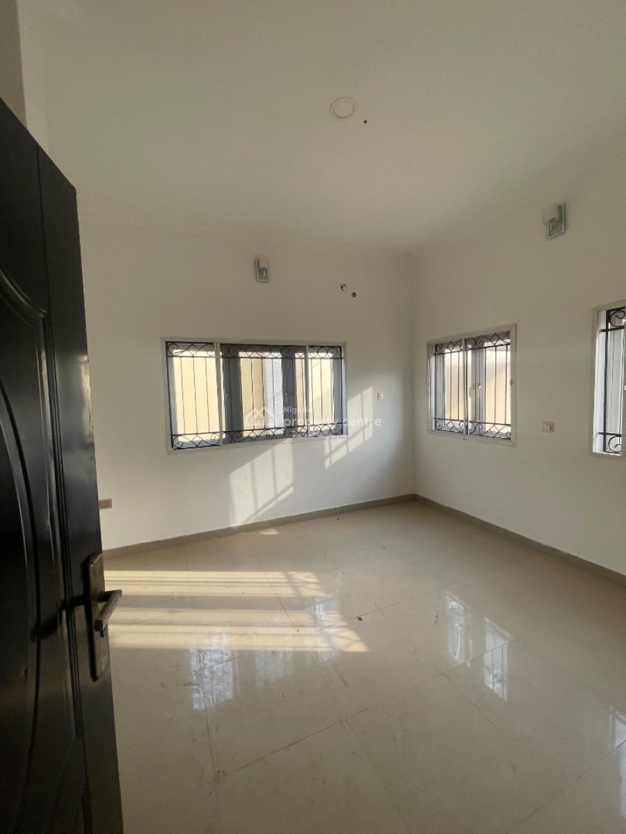 Modern 4 Bedroom Semidetached Duplex, Kolapo Ishola Gra, Ibadan, Oyo, Semi-detached Duplex for Sale