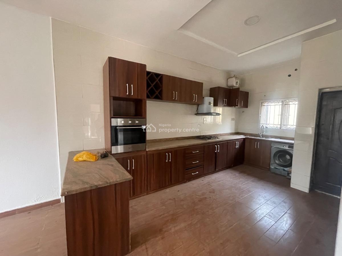 Modern 4 Bedroom Semidetached Duplex, Kolapo Ishola Gra, Ibadan, Oyo, Semi-detached Duplex for Sale