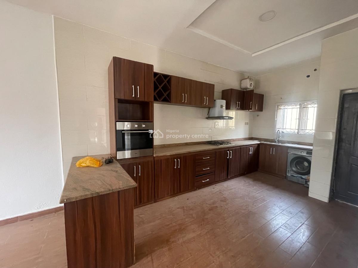 Modern 4 Bedroom Semidetached Duplex, Kolapo Ishola Gra, Ibadan, Oyo, Semi-detached Duplex for Sale