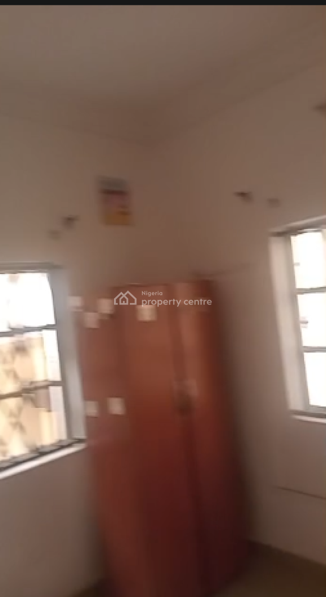 2 Bedroom  Flat, Lekki Phase 1, Lekki, Lagos, Flat / Apartment for Rent