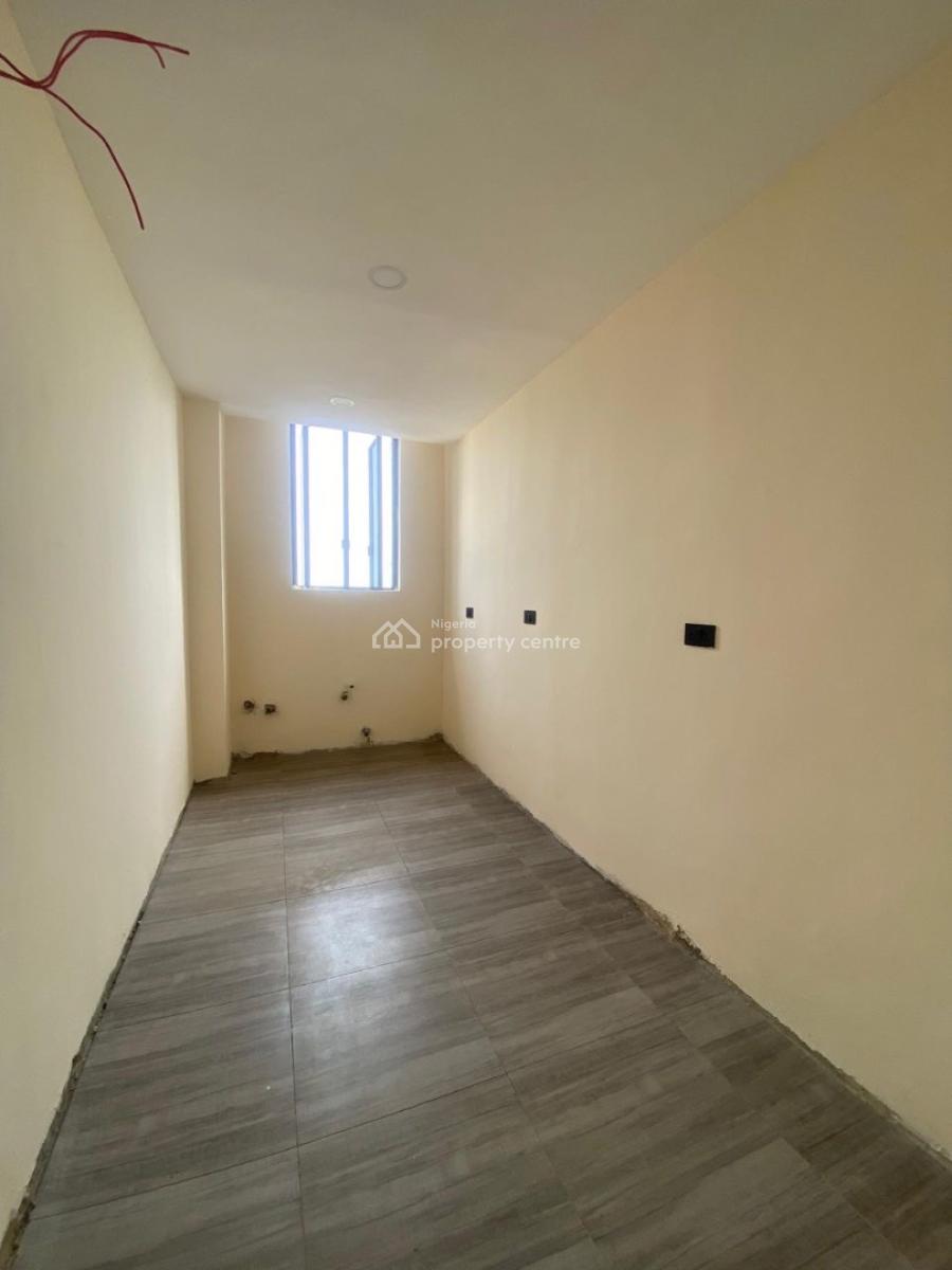 Exquisite Spacious 2 Bedroom Penthouse Apartment, Ilasan Ikate, Lekki, Lagos, Flat / Apartment for Sale
