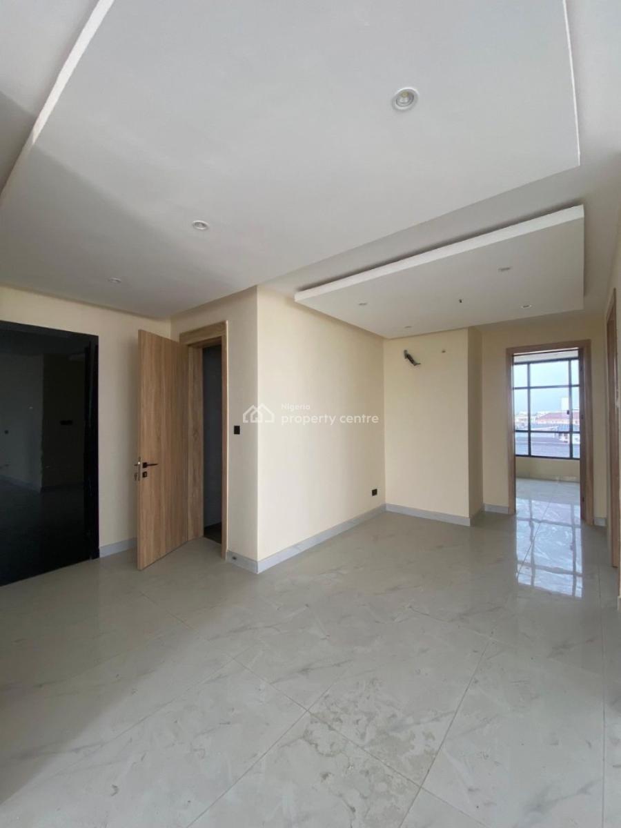 Exquisite Spacious 2 Bedroom Penthouse Apartment, Ilasan Ikate, Lekki, Lagos, Flat / Apartment for Sale