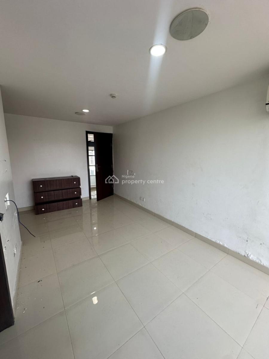 Spacious 3-bedroom Apartment with Home Office & Bq (1st Floor), Banana Island, Ikoyi, Lagos, Flat / Apartment for Rent