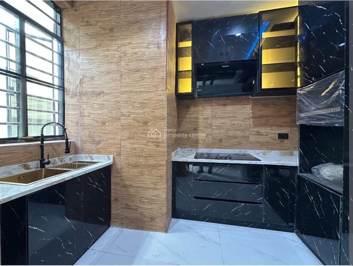 Brand New 3 Bedroom Apartment with Bq, Lekki Phase 1, Lekki, Lagos, Flat / Apartment for Sale