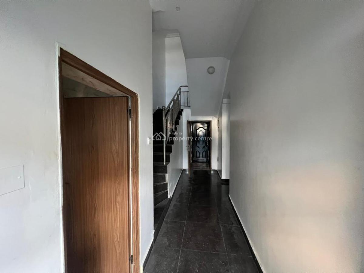 Spacious 2 Bedroom Terrace Duplex, Lekki Phase 1, Lekki Phase 1, Lekki, Lagos, Terraced Duplex for Rent