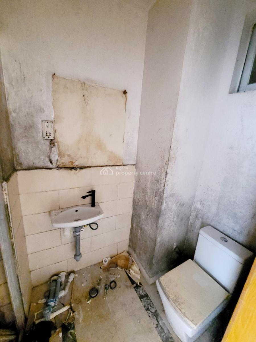 Newly Renovated 2 Bedroom Maisonette/duplex, Agungi Estate, Lekki, Lagos, Flat / Apartment for Rent