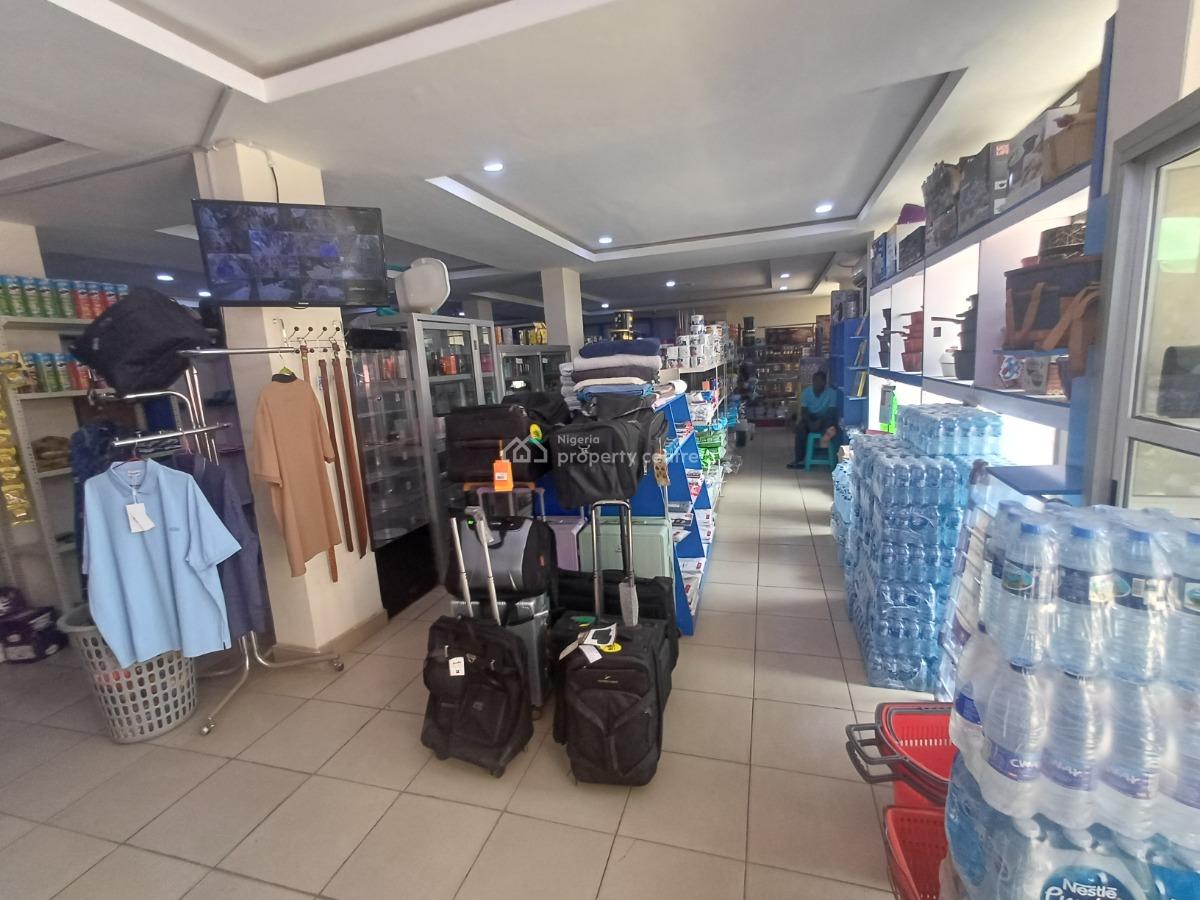 132.75sqm Space on The Ground Floor, Wuse 2, Abuja, Shop for Rent