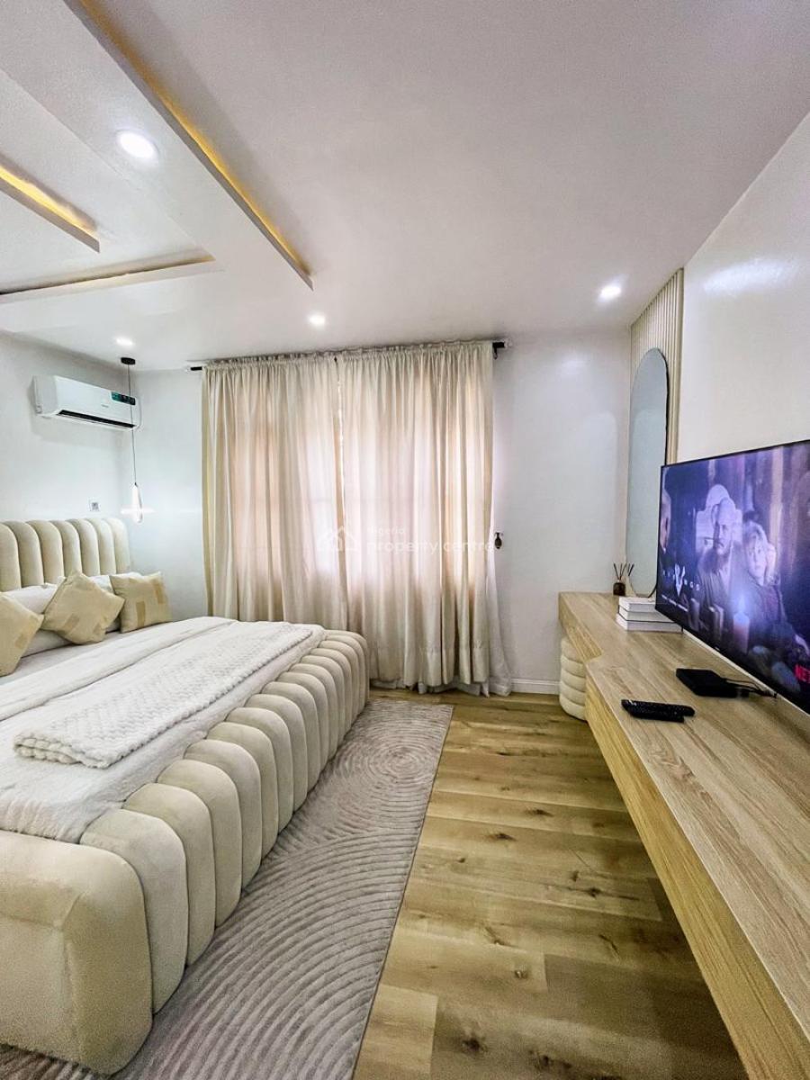 Cozy 1 Bedroom Fully Furnished and Serviced Apartment, Off Admiralty Way, Lekki Phase 1, Lekki, Lagos, Mini Flat (room and Parlour) Short Let