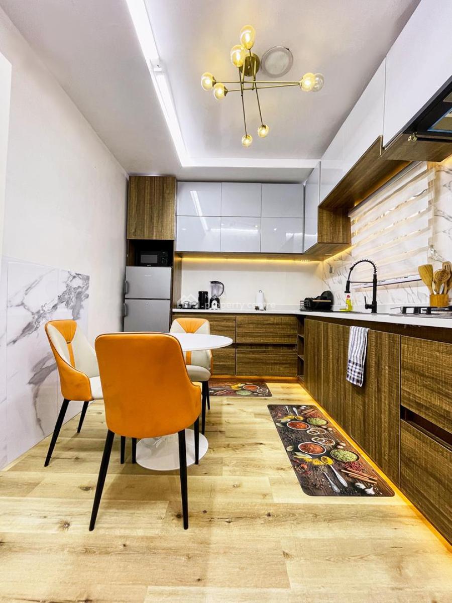 Cozy 1 Bedroom Fully Furnished and Serviced Apartment, Off Admiralty Way, Lekki Phase 1, Lekki, Lagos, Mini Flat (room and Parlour) Short Let