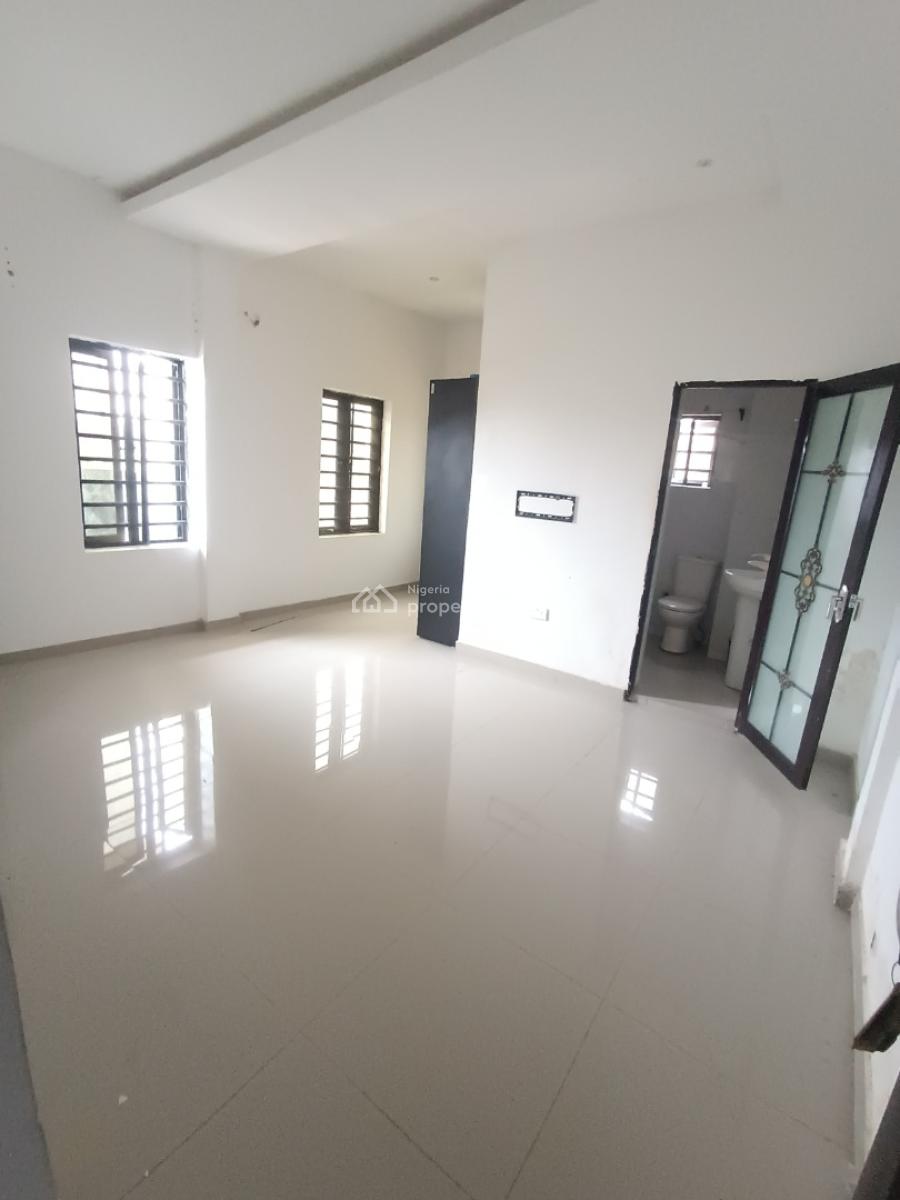 2 Bedroom Flat (upstairs), Blenco, Sangotedo, Ajah, Lagos, Flat / Apartment for Rent