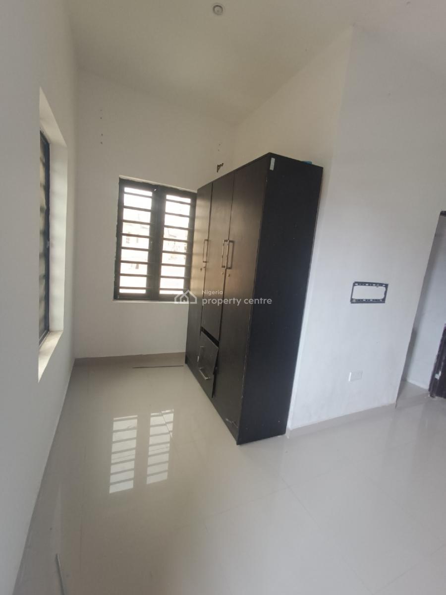 2 Bedroom Flat (upstairs), Blenco, Sangotedo, Ajah, Lagos, Flat / Apartment for Rent