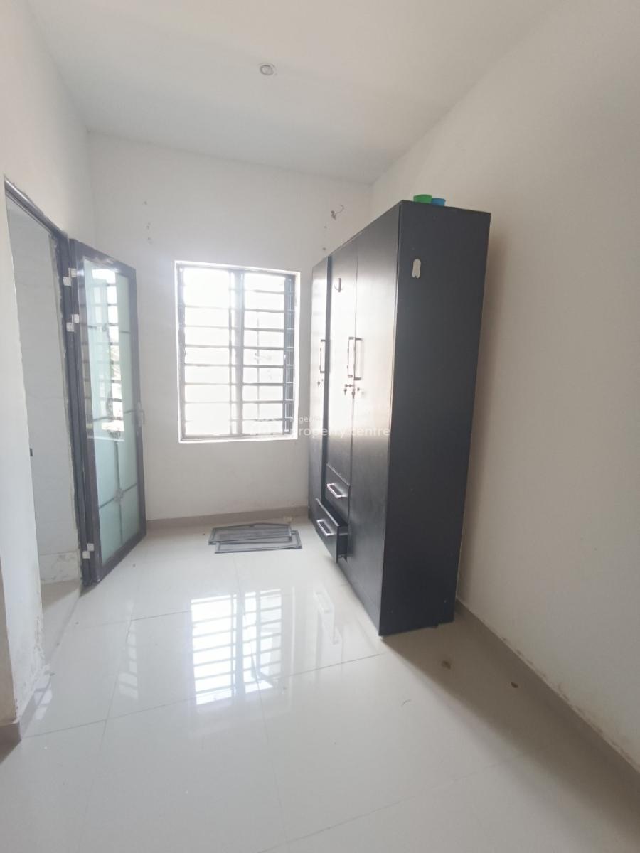 2 Bedroom Flat (upstairs), Blenco, Sangotedo, Ajah, Lagos, Flat / Apartment for Rent
