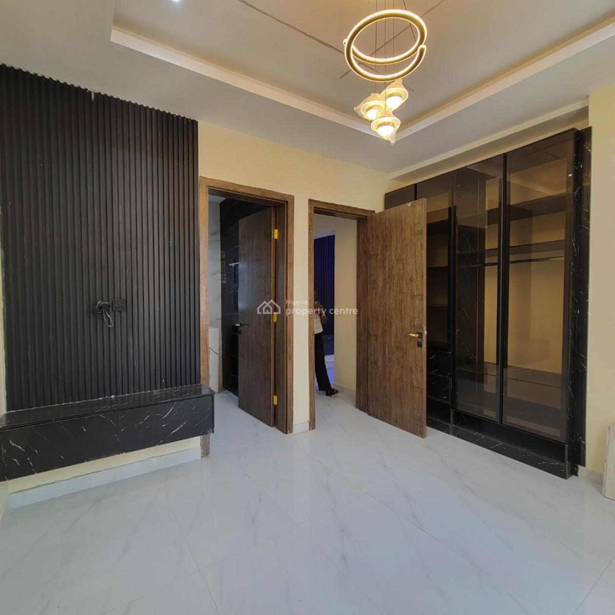 Gorgeous 3 Bedroom Apartment, Lekki Phase 1, Lekki, Lagos, Flat / Apartment for Sale