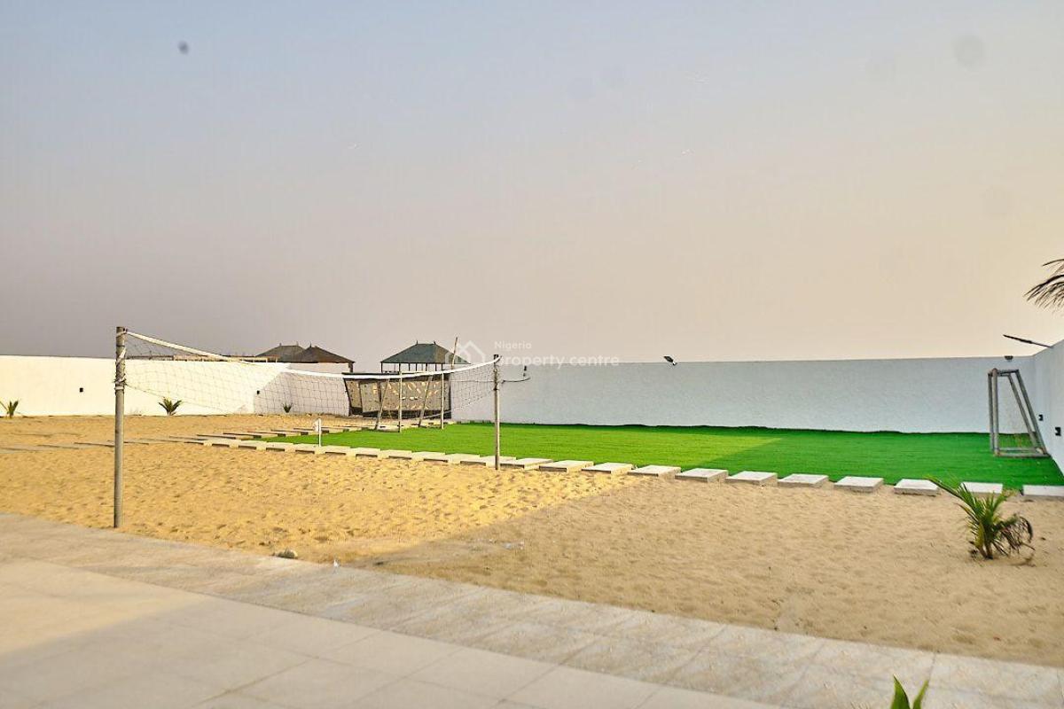 Luxury 5 Bedroom Beach House with Indoor & Outdoor Pool, Ilashe, Lagos, Flat / Apartment Short Let