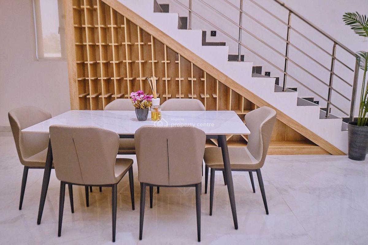 Luxury 5 Bedroom Beach House with Indoor & Outdoor Pool, Ilashe, Lagos, Flat / Apartment Short Let