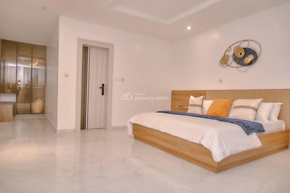 Luxury 5 Bedroom Beach House with Indoor & Outdoor Pool, Ilashe, Lagos, Flat / Apartment Short Let