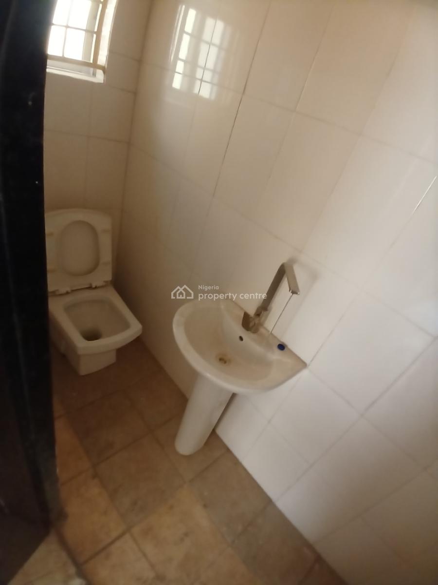 Well Renovated, 3 Units of 2 Bedroom Block of Flat with 2 Room Bq, Asokoro Abuja Diplomatic Zone, Asokoro District, Abuja, House for Rent