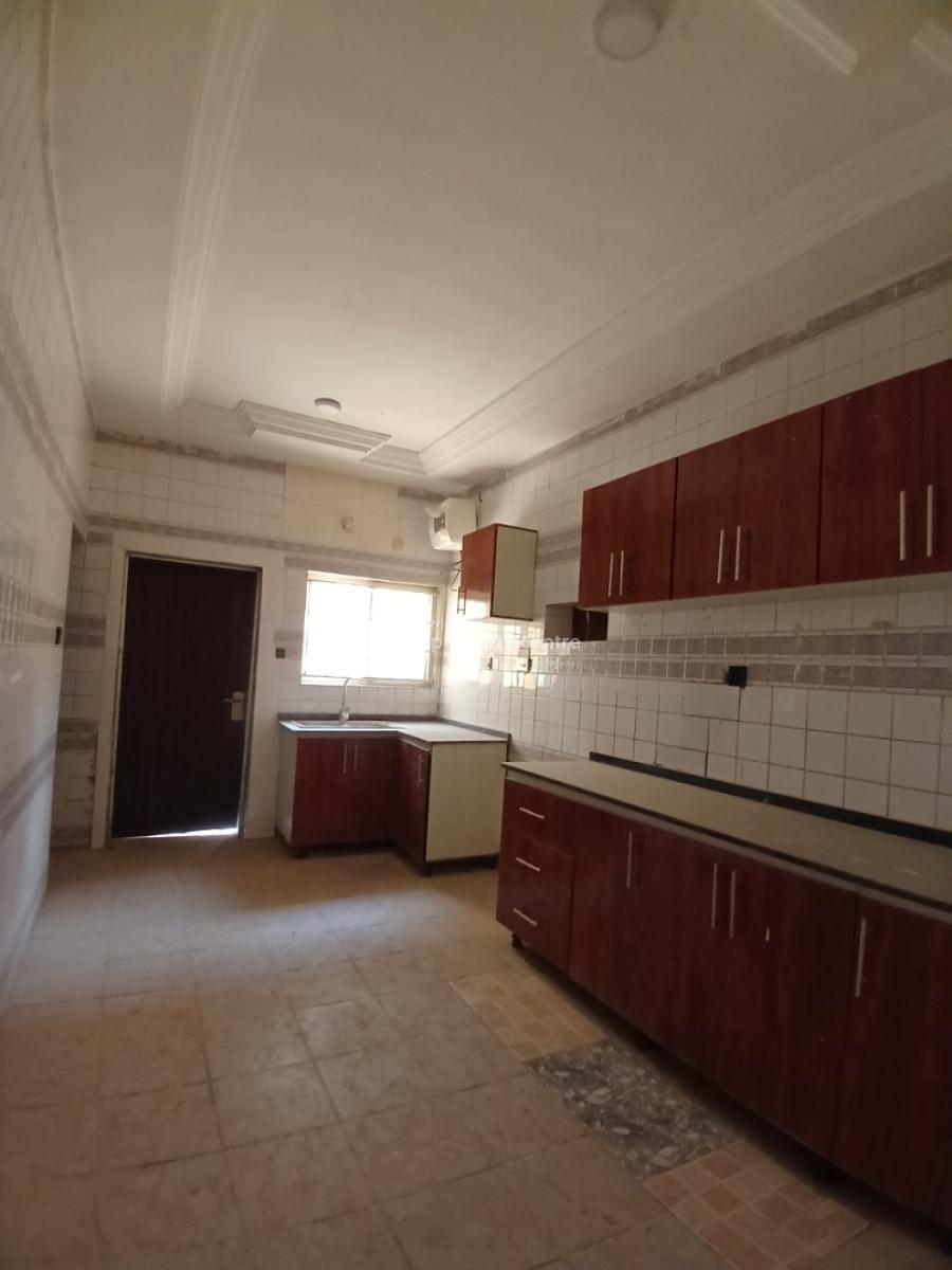 Well Renovated, 3 Units of 2 Bedroom Block of Flat with 2 Room Bq, Asokoro Abuja Diplomatic Zone, Asokoro District, Abuja, House for Rent