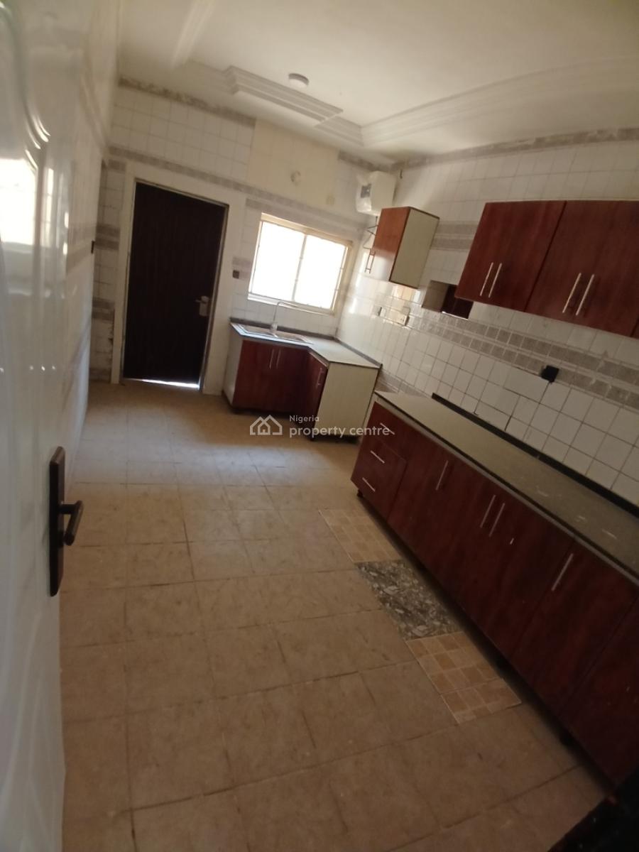 Well Renovated, 3 Units of 2 Bedroom Block of Flat with 2 Room Bq, Asokoro Abuja Diplomatic Zone, Asokoro District, Abuja, House for Rent