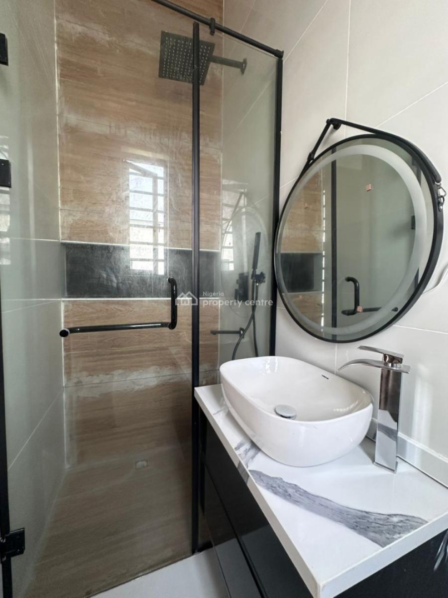 Massive 5 Bedroom Detached with Pool & Bq, Ikota, Lekki, Lagos, Detached Duplex for Sale