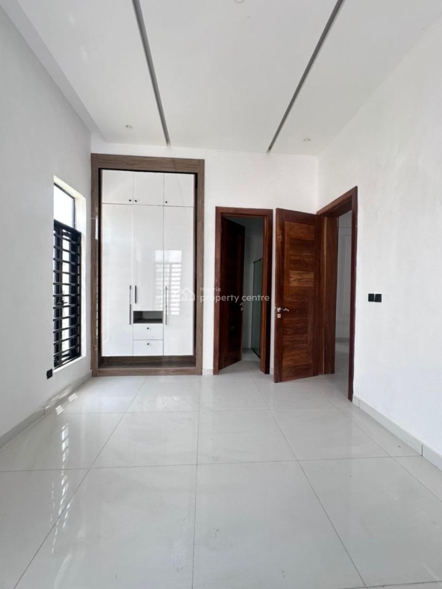 Perfect Neighborhood Massive 5 Bedroom Detached with Pool &  Bq, Ikota, Lekki, Lagos, Detached Duplex for Sale