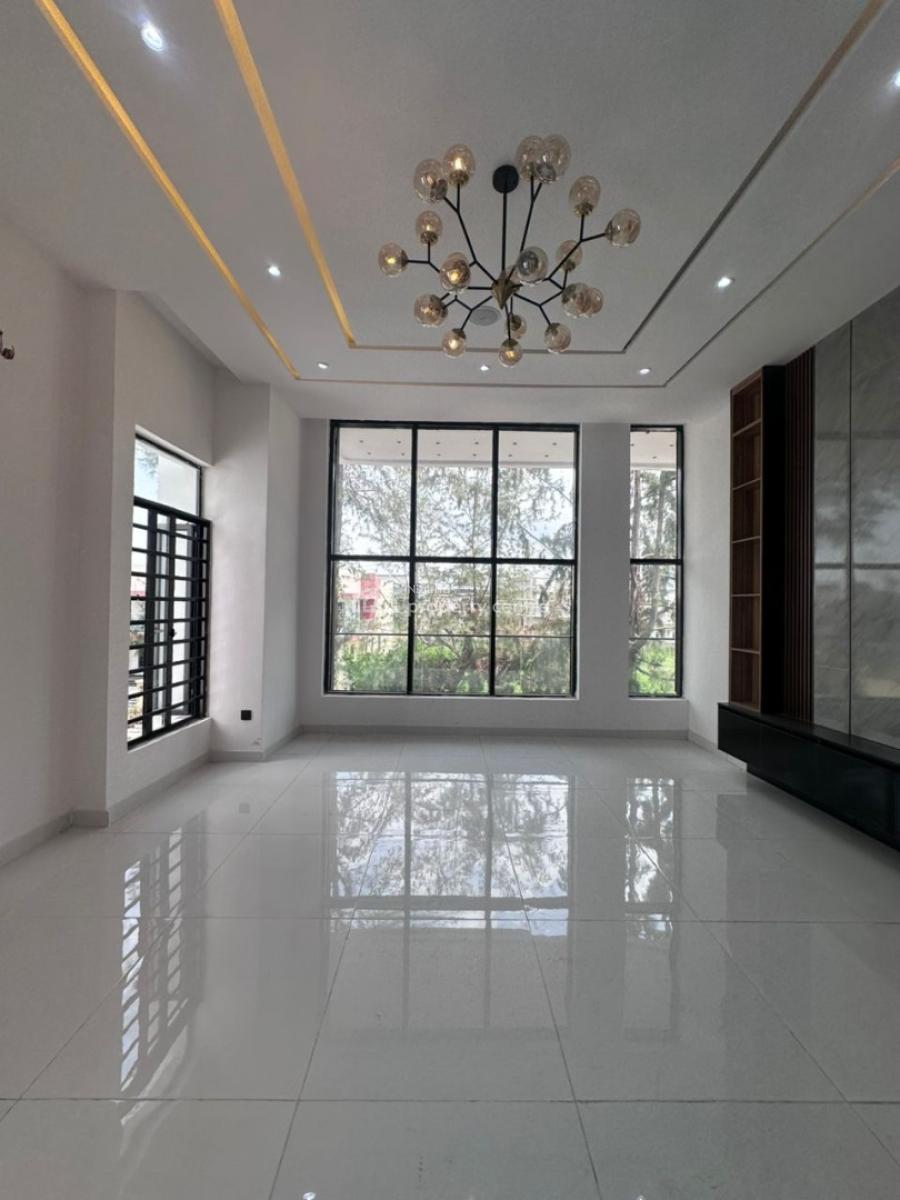 Family Oriented Contemporary  5 Bedroom Detached with Pool &  Bq, Ikota, Lekki, Lagos, Detached Duplex for Sale