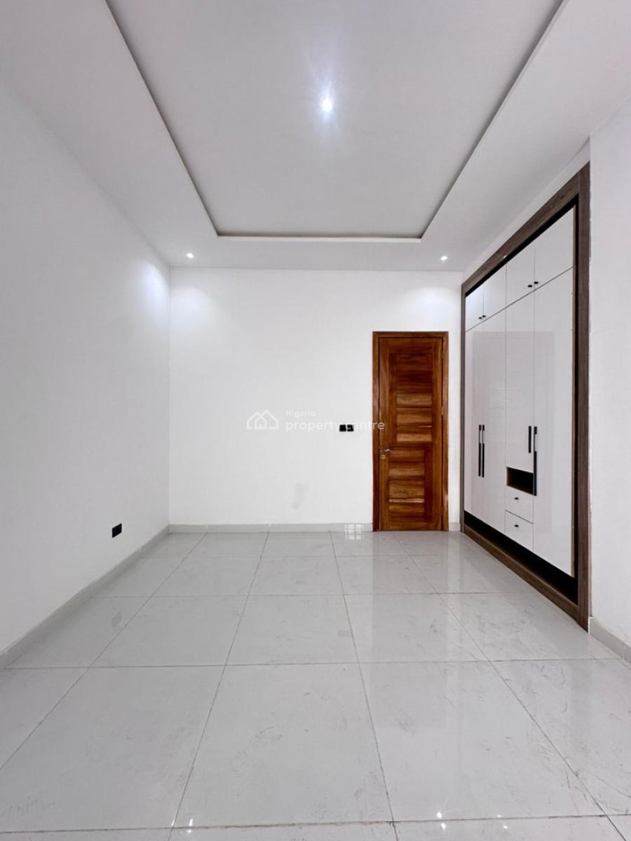Family Oriented Contemporary  5 Bedroom Detached with Pool &  Bq, Ikota, Lekki, Lagos, Detached Duplex for Sale